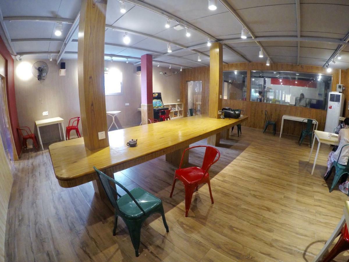 Dong Shan Gaga Hostel Гуанчжоу Экстерьер фото
